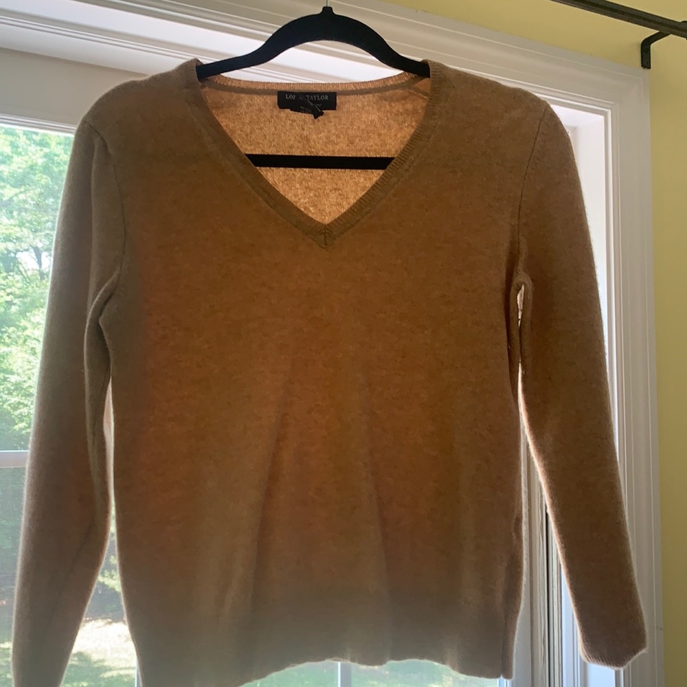 Lord and Taylor large cashmere sweater